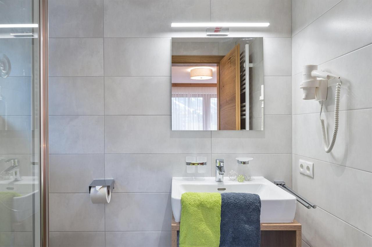 Alpenrose Appartements Burger Evelin Sankt Anton am Arlberg Dış mekan fotoğraf